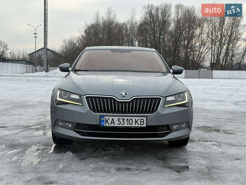 Ліфтбек Skoda Superb 2016 в Києві