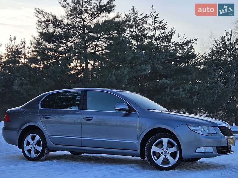 Лифтбек Skoda Superb 2008 в Дрогобыче