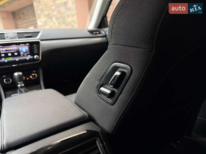 Лифтбек Skoda Superb 2019 в Ужгороде фото 27 Лифтбек Skoda Superb 2019 в Ужгороде