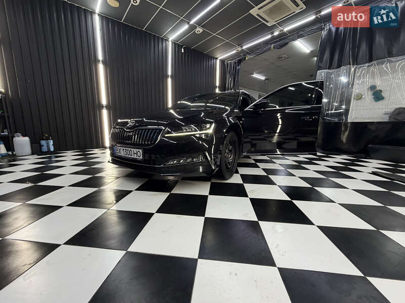 Універсал Skoda Superb 2020 в Хмельницькому