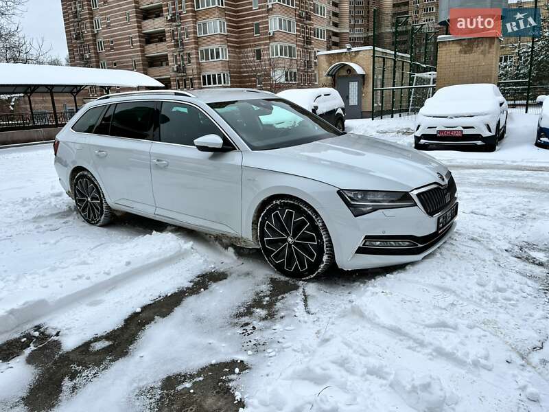 Универсал Skoda Superb 2023 в Киеве фото 8 Универсал Skoda Superb 2023 в Киеве