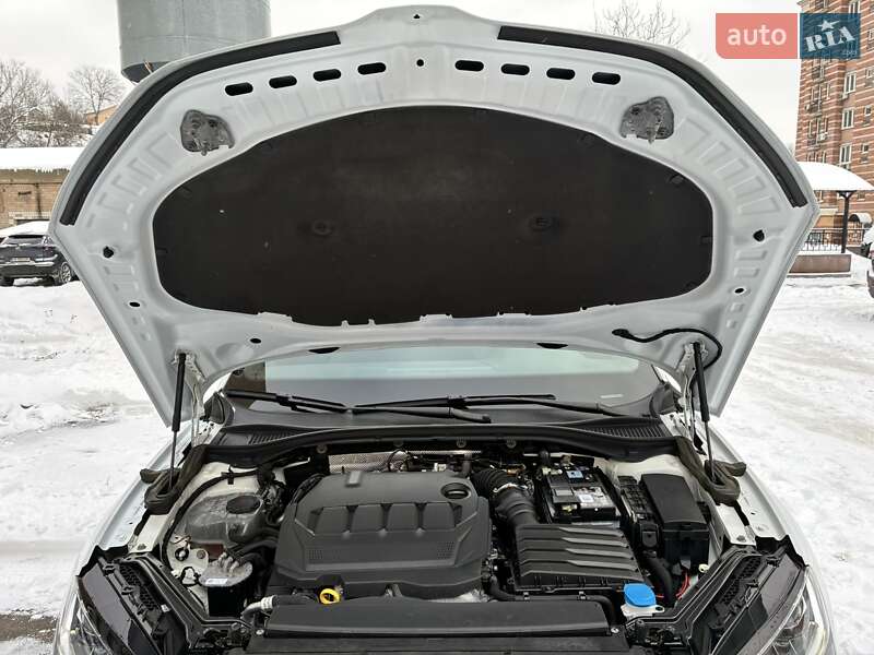 Универсал Skoda Superb 2023 в Киеве фото 169 Универсал Skoda Superb 2023 в Киеве