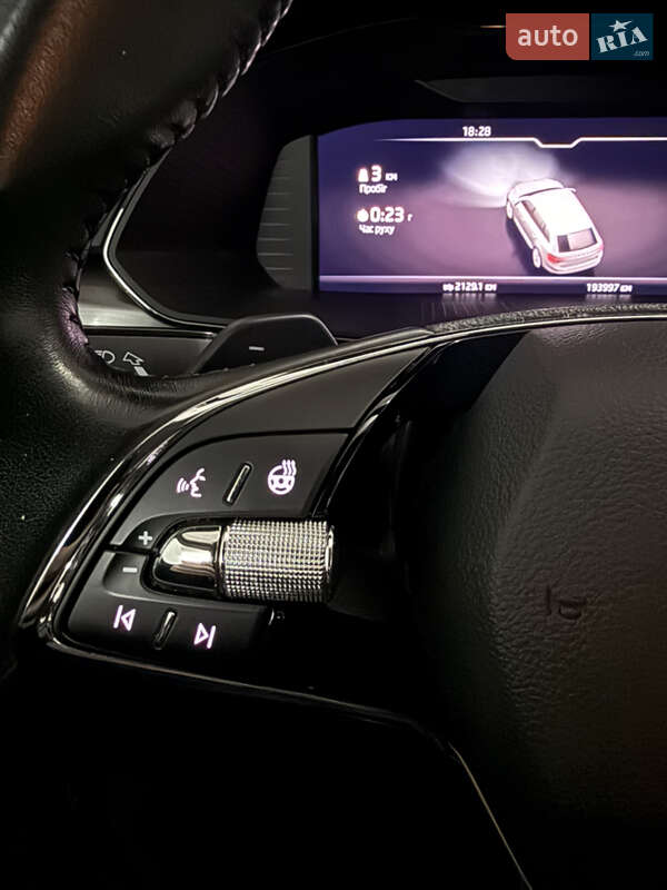 Универсал Skoda Superb 2020 в Луцке