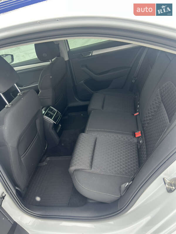 Лифтбек Skoda Superb 2021 в Киеве фото 7 Лифтбек Skoda Superb 2021 в Киеве