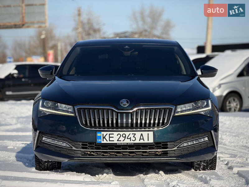 Лифтбек Skoda Superb 2020 в Киеве