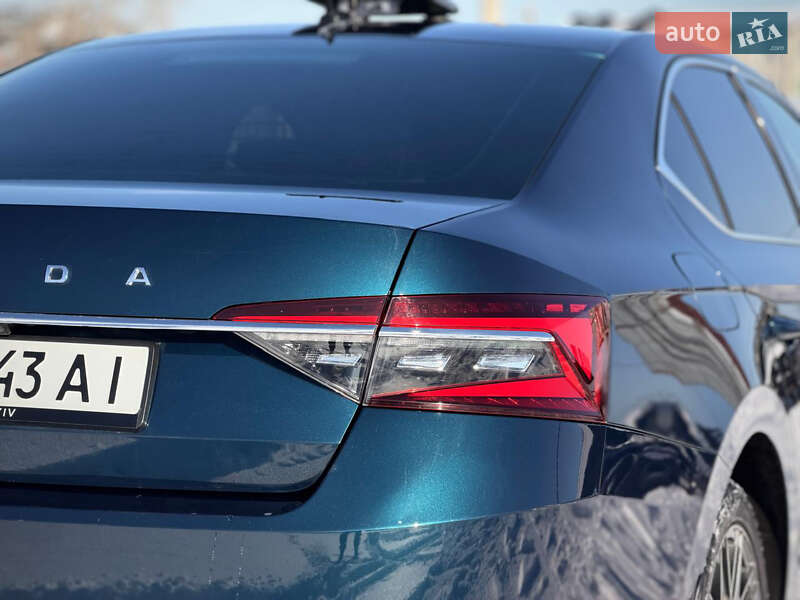 Лифтбек Skoda Superb 2020 в Киеве