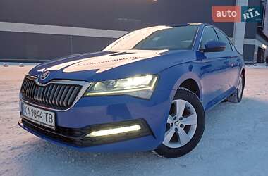 Лифтбек Skoda Superb 2021 в Киеве