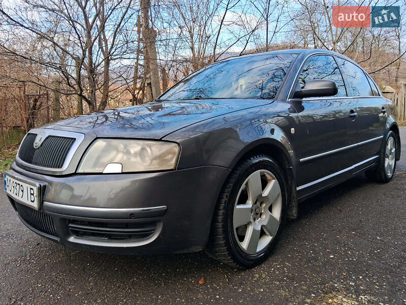 Skoda Superb 2002