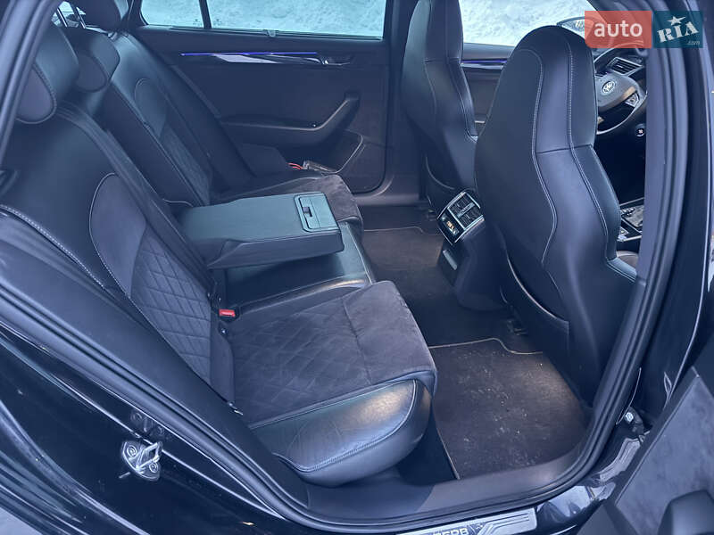 Универсал Skoda Superb 2018 в Чернигове