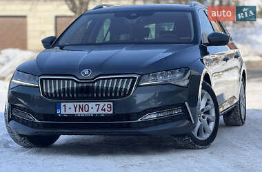 Универсал Skoda Superb 2021 в Ровно