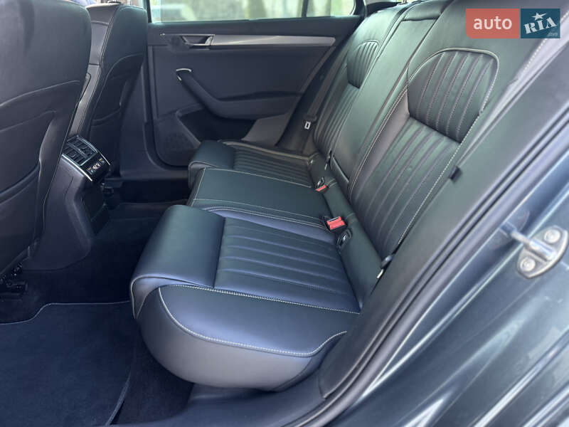 Универсал Skoda Superb 2021 в Ровно