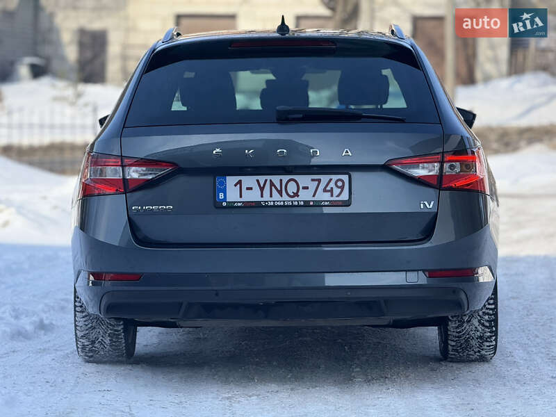 Универсал Skoda Superb 2021 в Ровно