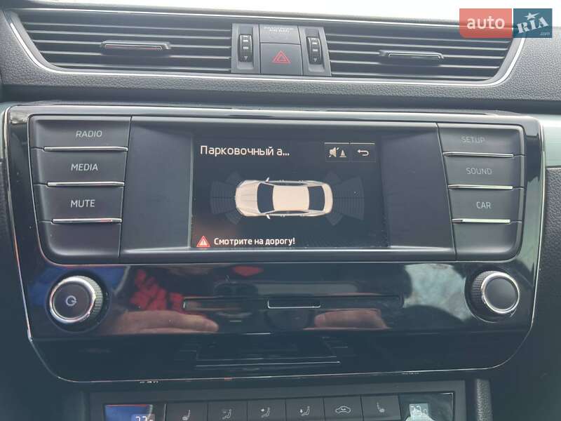 Лифтбек Skoda Superb 2016 в Кропивницком