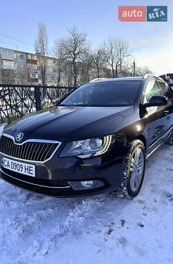 Універсал Skoda Superb 2014 в Черкасах