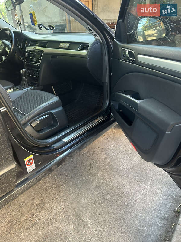 Лифтбек Skoda Superb 2012 в Добровеличковке фото 5 Лифтбек Skoda Superb 2012 в Добровеличковке