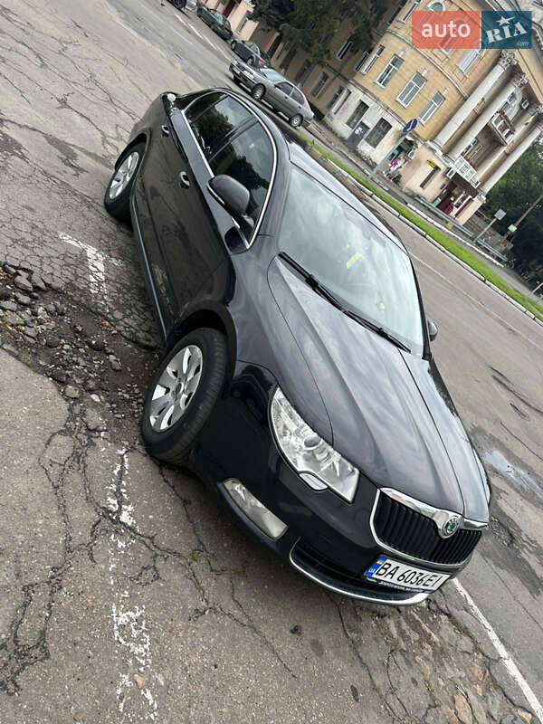 Лифтбек Skoda Superb 2012 в Добровеличковке фото 14 Лифтбек Skoda Superb 2012 в Добровеличковке