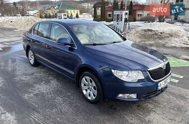 Лифтбек Skoda Superb 2010 в Киеве