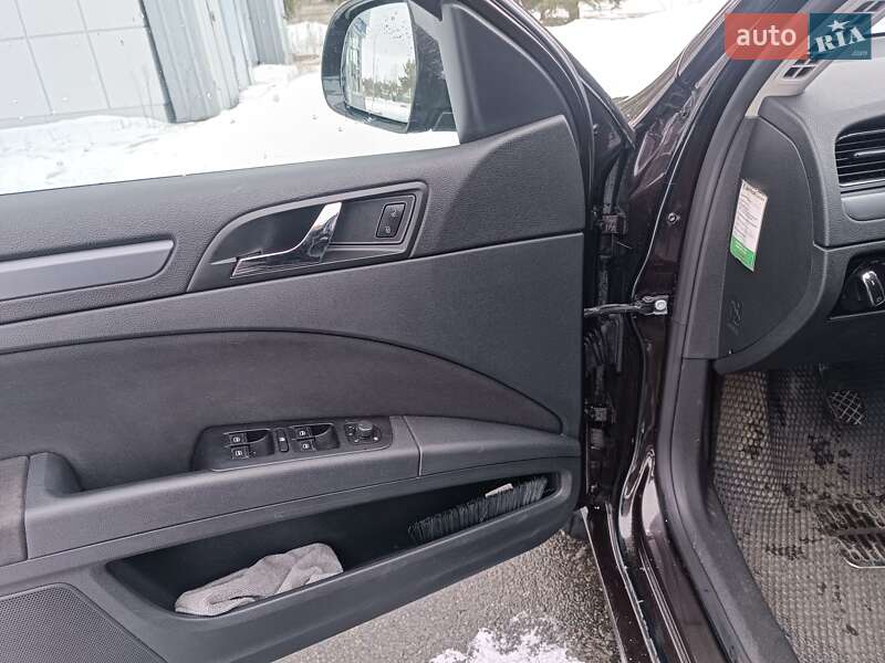 Універсал Skoda Superb 2012 в Черняхові