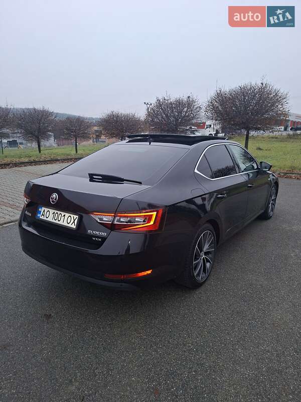 Ліфтбек Skoda Superb 2017 в Ужгороді