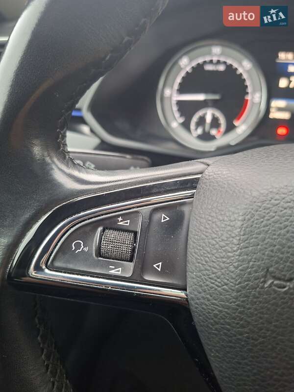 Ліфтбек Skoda Superb 2017 в Ужгороді