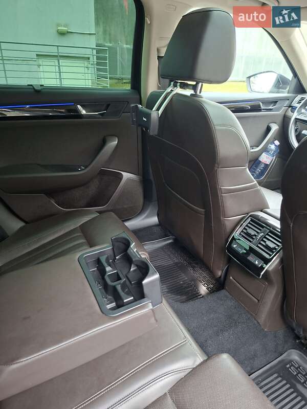 Ліфтбек Skoda Superb 2017 в Ужгороді