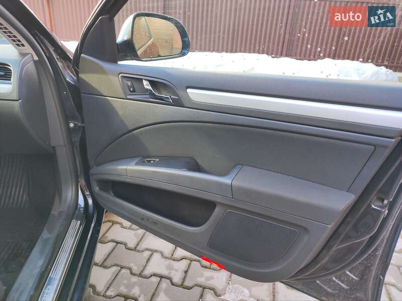 Універсал Skoda Superb 2012 в Івано-Франківську