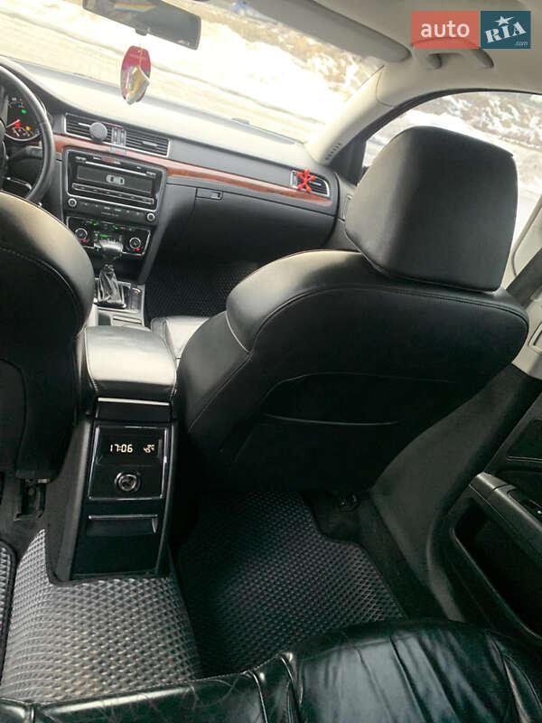 Лифтбек Skoda Superb 2008 в Львове