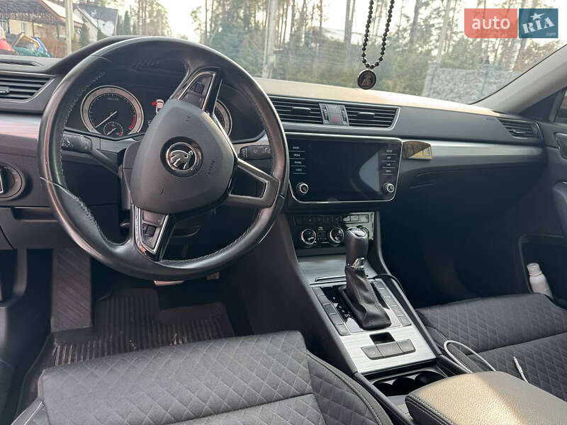 Ліфтбек Skoda Superb 2020 в Києві