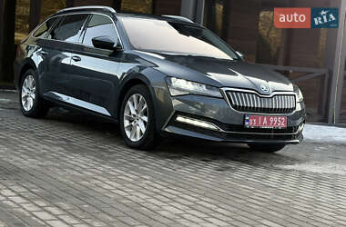 Універсал Skoda Superb 2021 в Рівному