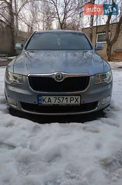 Універсал Skoda Superb 2008 в Києві