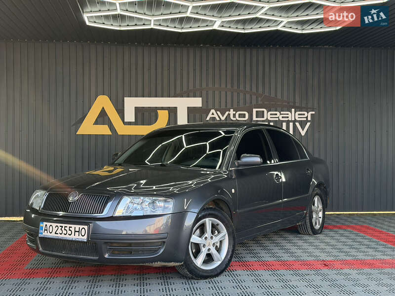 Ліфтбек Skoda Superb 2006 в Тячеві