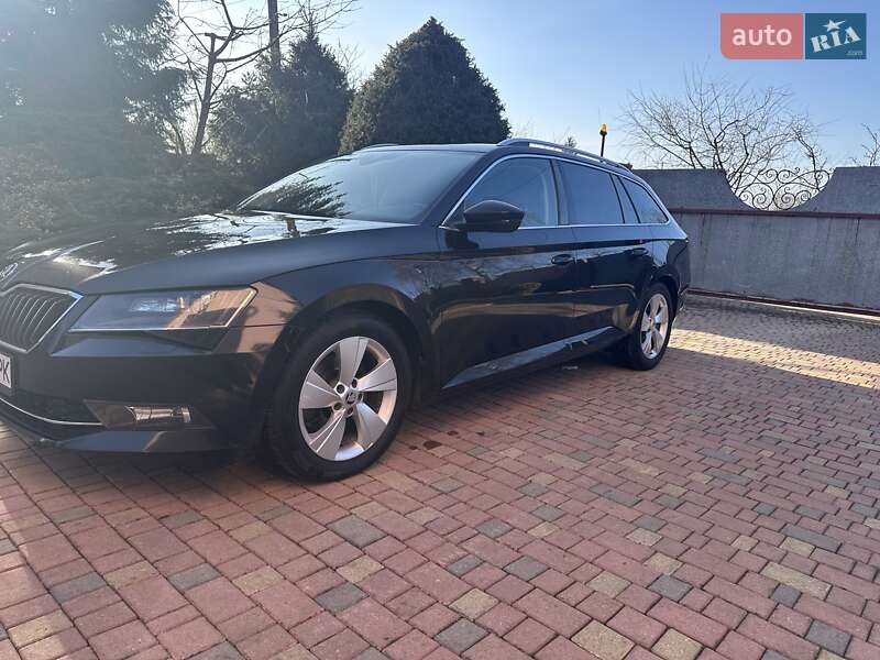 Универсал Skoda Superb 2016 в Самборе
