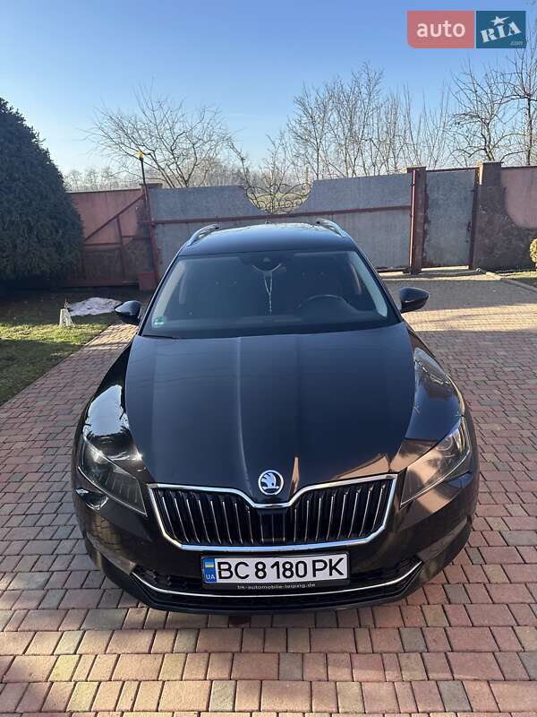 Универсал Skoda Superb 2016 в Самборе