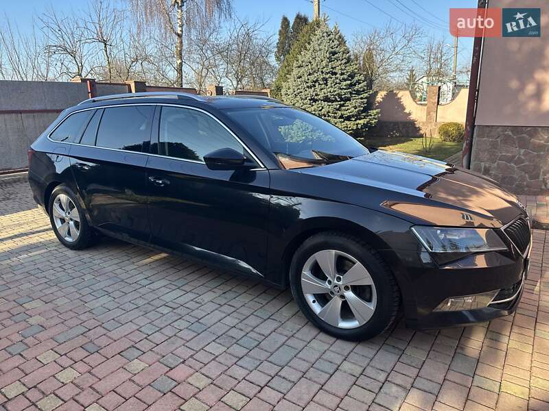 Универсал Skoda Superb 2016 в Самборе