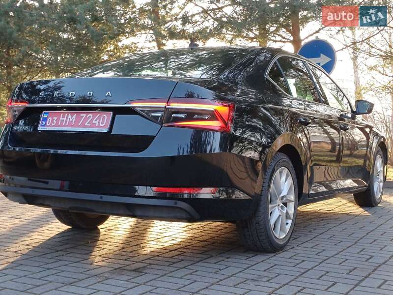 Ліфтбек Skoda Superb 2021 в Трускавці