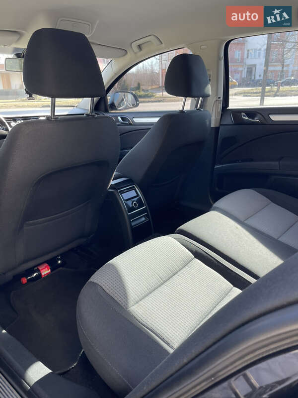 Універсал Skoda Superb 2010 в Долині фото 14 Універсал Skoda Superb 2010 в Долині