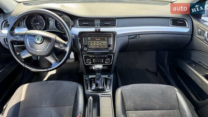 Універсал Skoda Superb 2010 в Луцьку