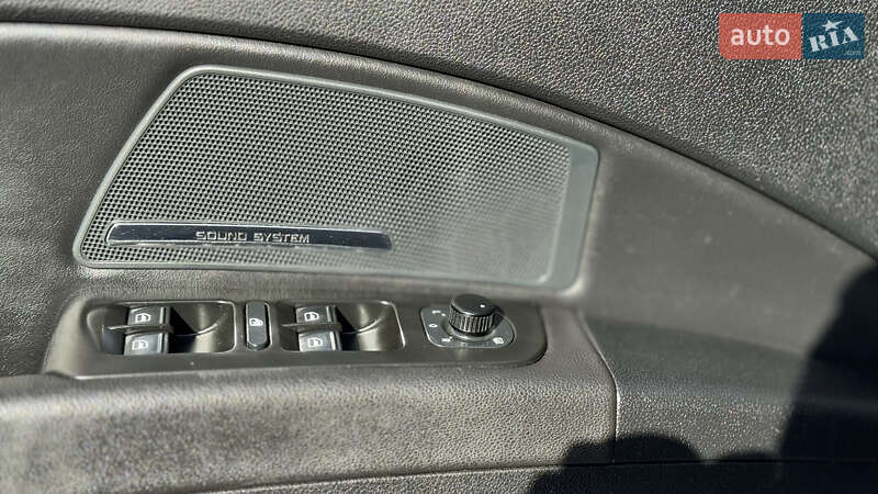 Універсал Skoda Superb 2010 в Луцьку