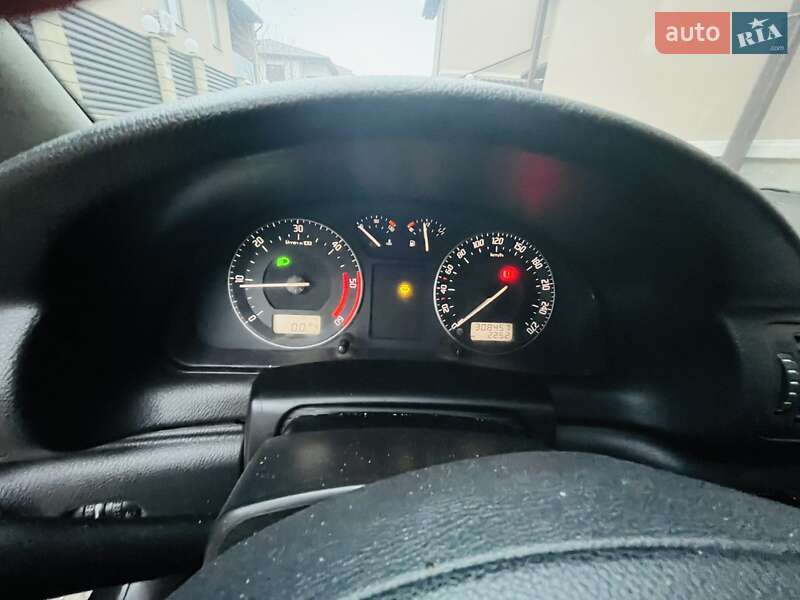 Лифтбек Skoda Superb 2008 в Одессе