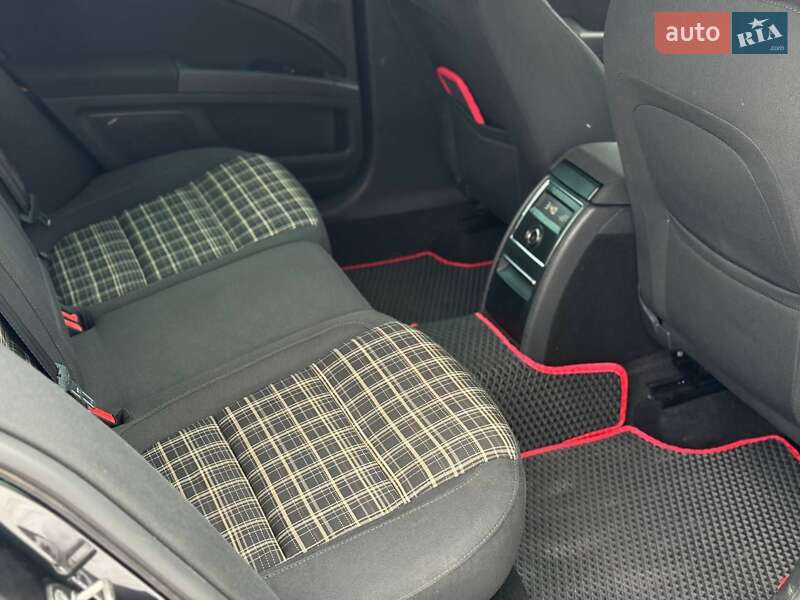 Універсал Skoda Superb 2012 в Шептицькому