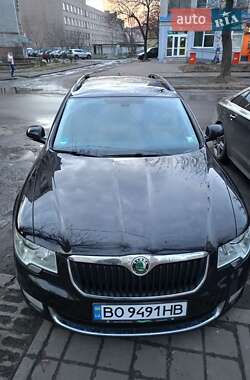 Универсал Skoda Superb 2012 в Шептицькому