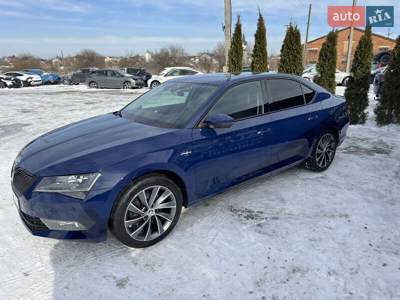 Ліфтбек Skoda Superb 2017 в Львові
