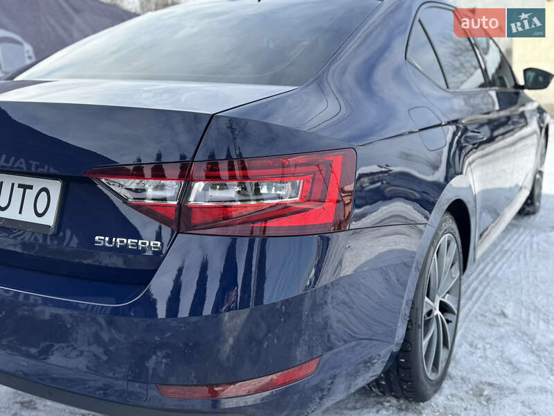 Ліфтбек Skoda Superb 2017 в Львові