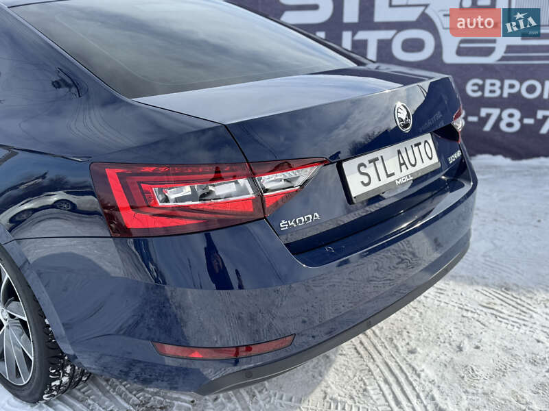 Ліфтбек Skoda Superb 2017 в Львові