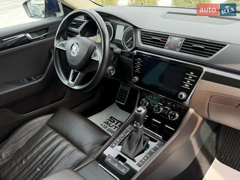 Ліфтбек Skoda Superb 2017 в Львові