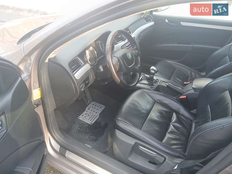 Универсал Skoda Superb 2010 в Киеве фото 7 Универсал Skoda Superb 2010 в Киеве