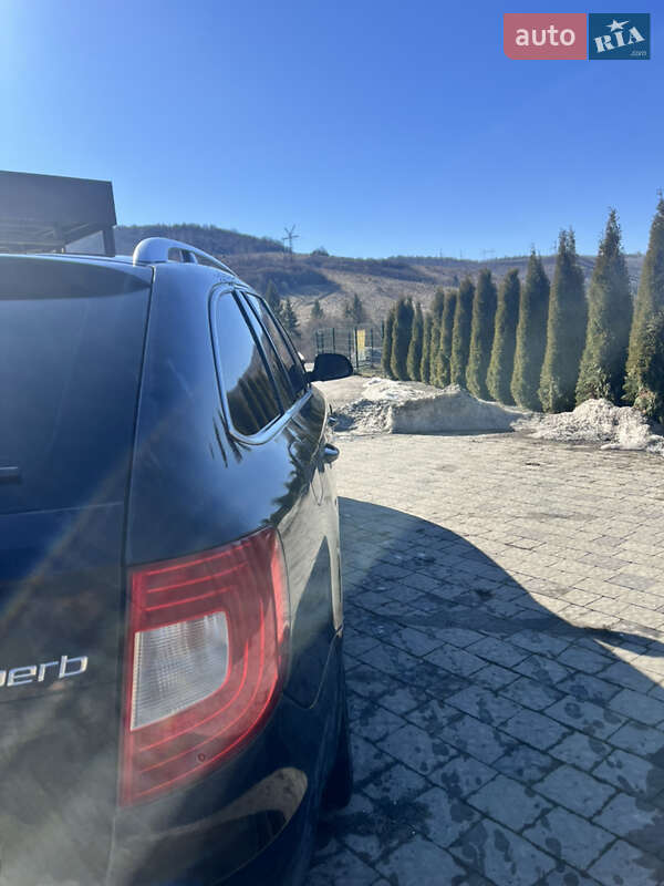Універсал Skoda Superb 2011 в Сколе