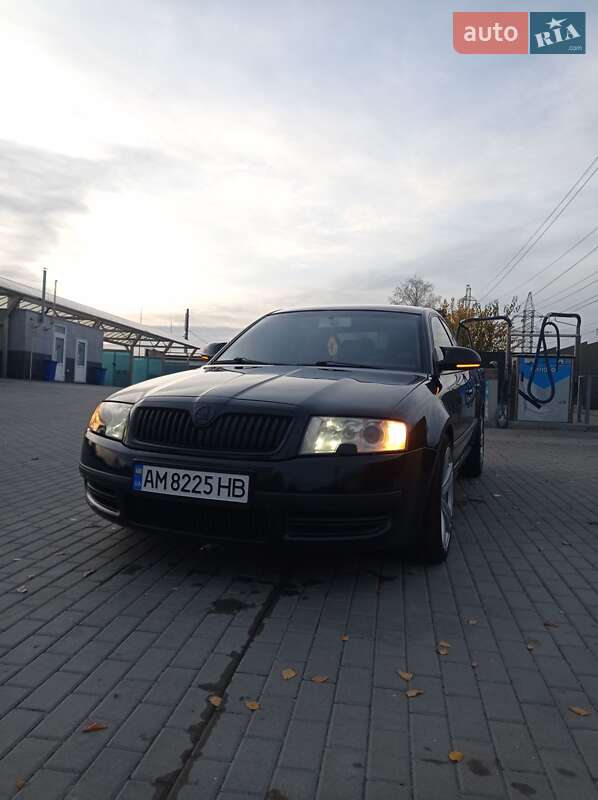 Лифтбек Skoda Superb 2007 в Вышгороде