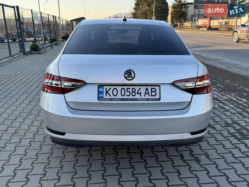 Лифтбек Skoda Superb 2017 в Хусте фото 5 Лифтбек Skoda Superb 2017 в Хусте