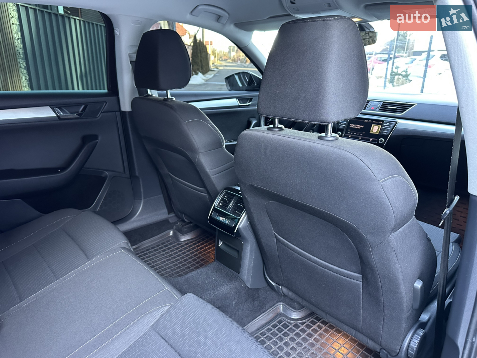 2016 Skoda Superb - мініатюра 19